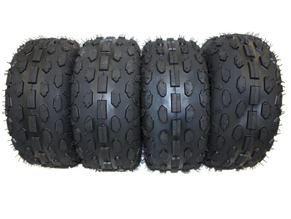 Gomme 145/70-6 Tacchettate